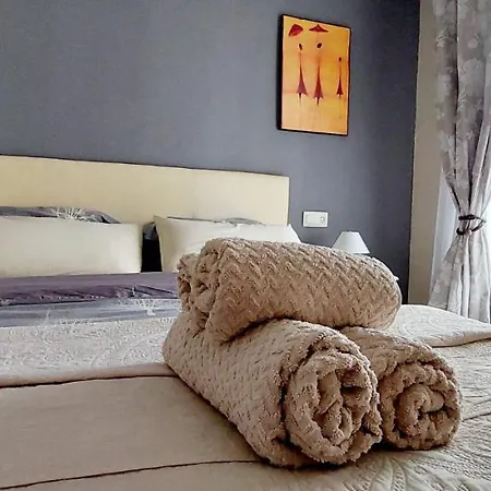 Apartment Hernando Sea Front Optic Fiber Internet Apartment *