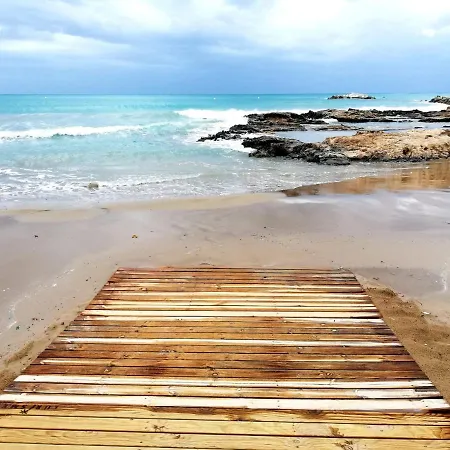 Apartment Hernando Sea Front Optic Fiber Internet Apartment *